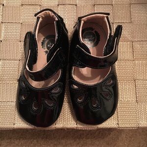 Livie & Luca 12-18 months